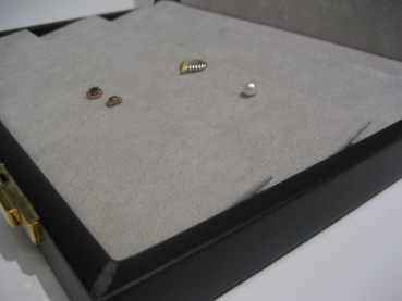 Box for 24 Pairs of Earrings