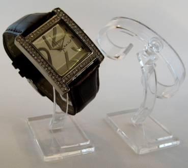 Ladies watch display, turnable
